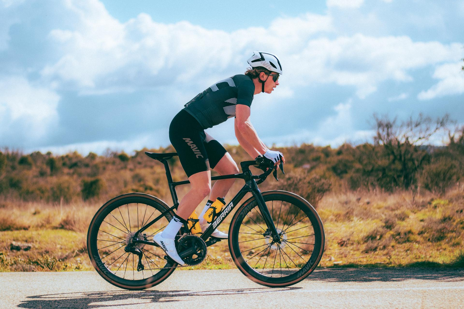 Mavic Cosmic Ultimate IV road cycling shoes - Mavic