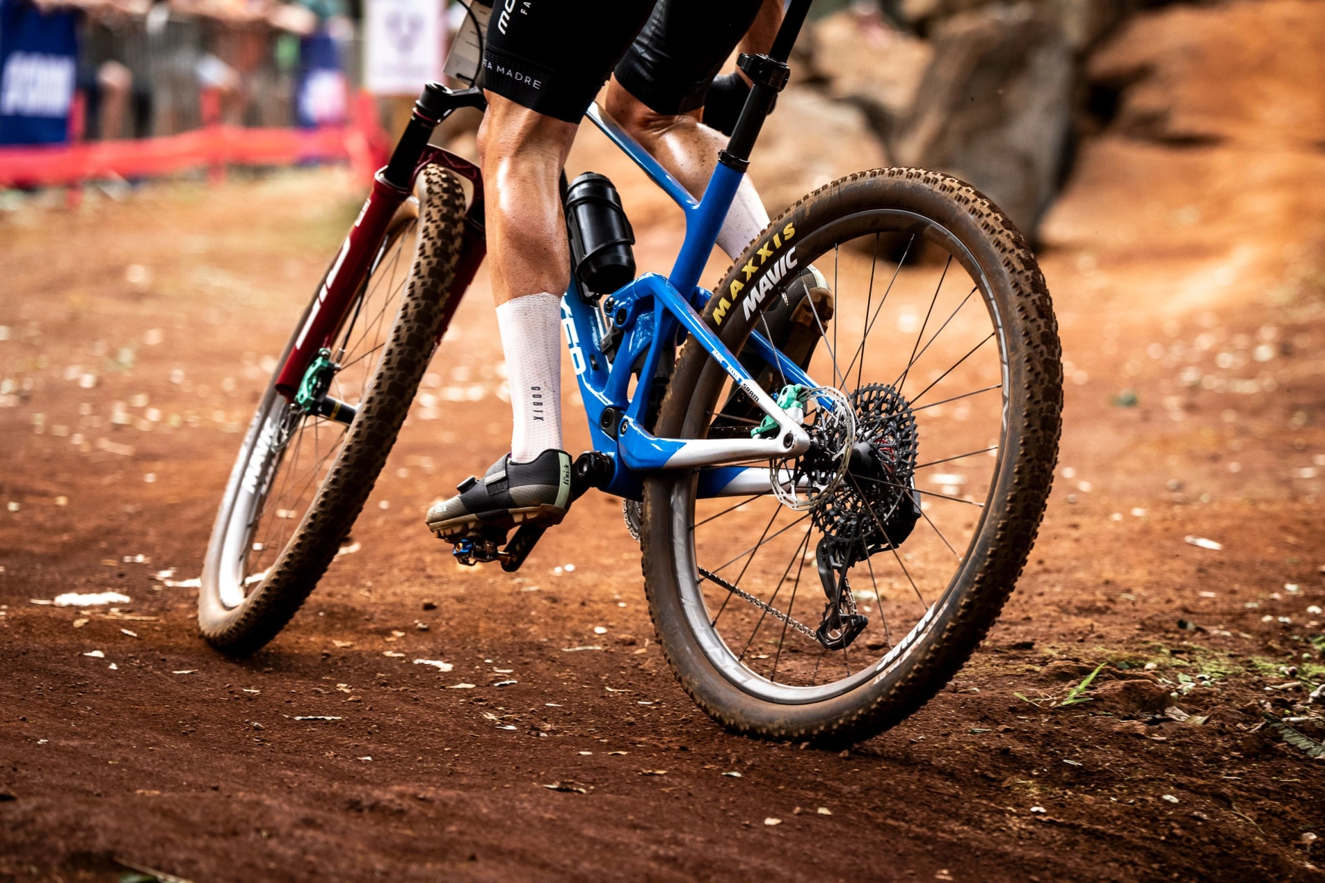 MAVIC、WHOOP UCI マウンテンバイク ワールドシリーズの公式サプライヤーに決定