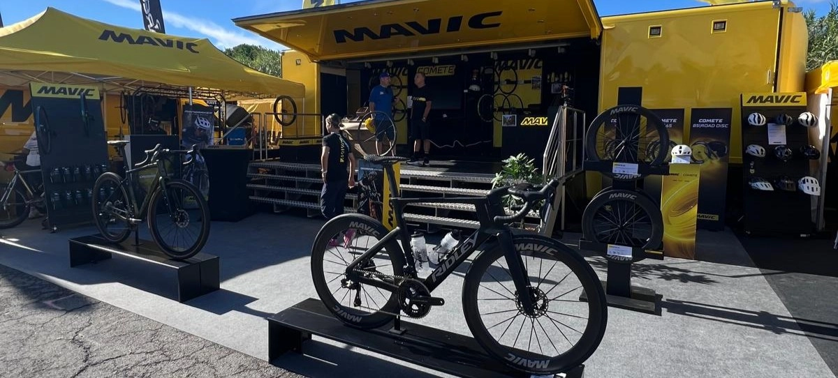 「ロック・ダズール」への出展40周年を記念し、マヴィックがMTB、Gravel、ロードの新製品を展示