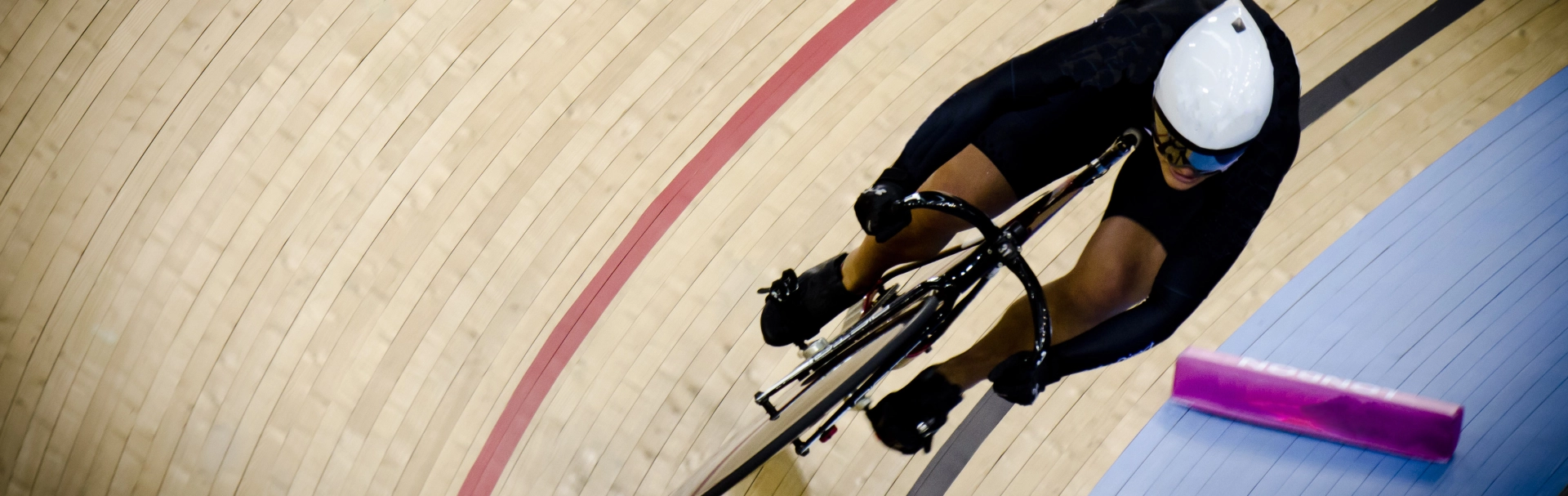 Mavic track wheels: speed and aerodynamics