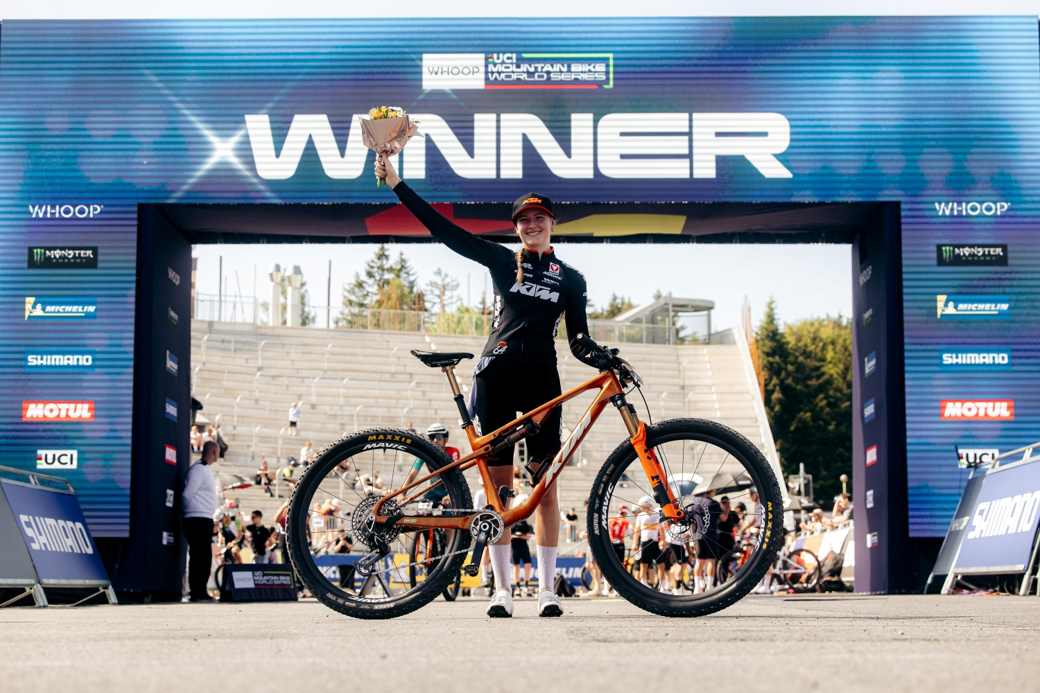 Sieg von Katrin Embacher im XCO U23 der Frauen bei der UCI MTB WORLD SERIES XCO Sieg von Katrin Embacher im XCO U23 der Frauen bei der UCI MTB WORLD SERIES XCO