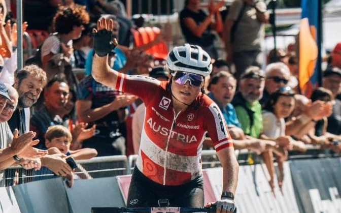 Mona Mitterwallner ha ganado la medalla de bronce en el Campeonato del Mundo de maratón de cross-country (XCM)