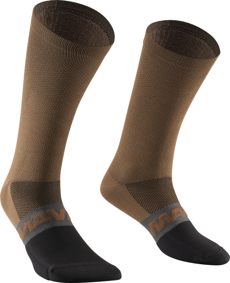 ESSENTIAL HIGH SOCKS ESSENTIAL HIGH SOCKS