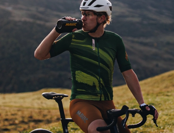 メンズサイクリングジャージ：ロード、夏用、長袖 | Mavic