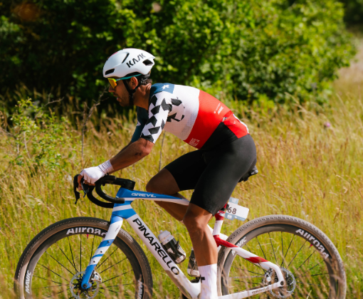 Vittoria di Hugo Dréchou alla Gravel World Series di Millau