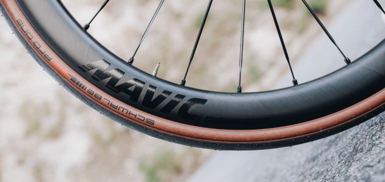 FORE : Plus de rigidité et un système étanche pour le Tubeless.