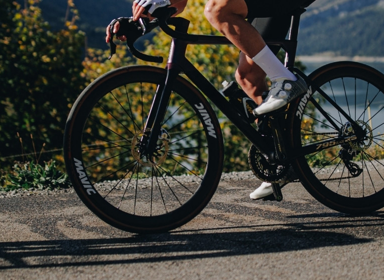 カーボンホイール